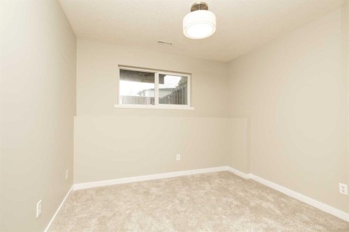 158 Jerry Potts Boulevard West, Lethbridge, AB - Indoor Photo Showing Other Room
