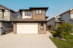 1369 Pacific Circle WESTLethbridge, AB T1J 5V3