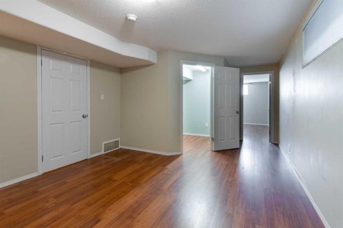 654 Blackfoot Terrace West, Lethbridge, AB - Indoor Photo Showing Other Room
