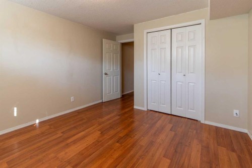 654 Blackfoot Terrace West, Lethbridge, AB - Indoor Photo Showing Other Room