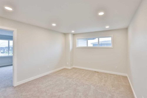 877 Devonia Circle West, Lethbridge, AB - Indoor Photo Showing Other Room