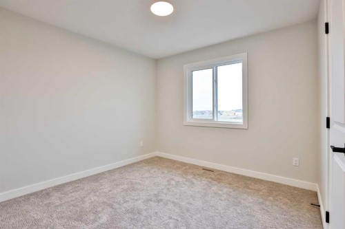 877 Devonia Circle West, Lethbridge, AB - Indoor Photo Showing Other Room