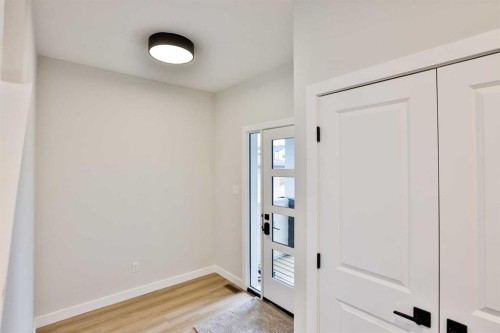 877 Devonia Circle West, Lethbridge, AB - Indoor Photo Showing Other Room