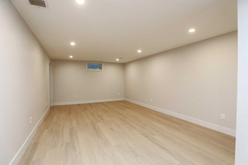 1418 25 Avenue North, Lethbridge, AB - Indoor