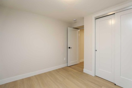 1418 25 Avenue North, Lethbridge, AB - Indoor Photo Showing Other Room