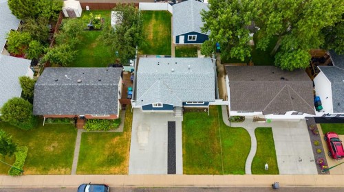 1418 25 Avenue North, Lethbridge, AB - Outdoor