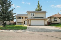 609 Maple Place Picture Butte, AB T0K 1V0