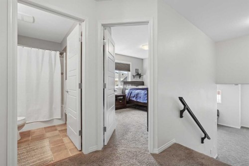 19 Riverland Close West, Lethbridge, AB - Indoor Photo Showing Other Room