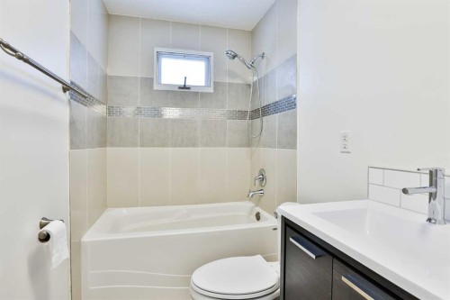 722 20 Street South, Lethbridge, AB 