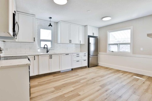 722 20 Street South, Lethbridge, AB 