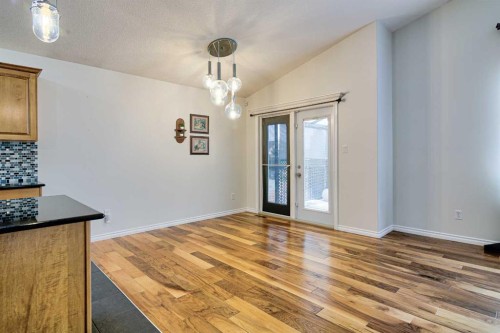 544 Couleesprings Crescent South, Lethbridge, AB - Indoor Photo Showing Other Room