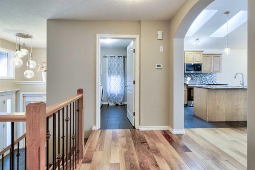 544 Couleesprings Crescent South, Lethbridge, AB - Indoor Photo Showing Other Room