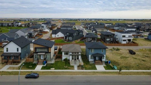 403 Caledonia Boulevard West, Lethbridge, AB - Outdoor With View
