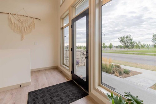 403 Caledonia Boulevard West, Lethbridge, AB - Indoor Photo Showing Other Room