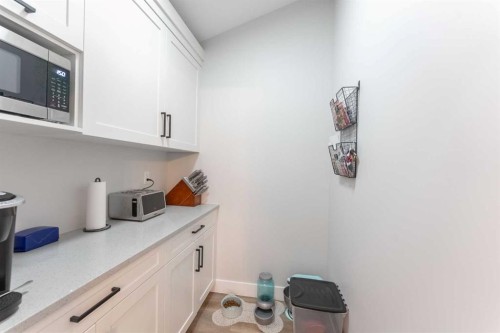 2006 30A Avenue, Coaldale, AB - Indoor