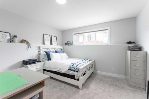 2006 30A Avenue, Coaldale, AB - Indoor Photo Showing Bedroom