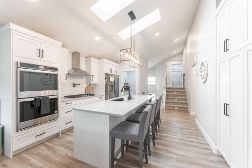 2006 30A Avenue, Coaldale, AB - Indoor Photo Showing Kitchen With Upgraded Kitchen