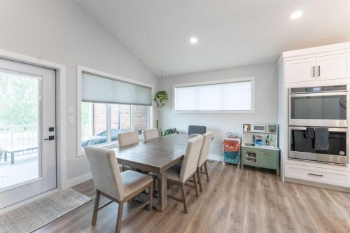 2006 30A Avenue, Coaldale, AB - Indoor Photo Showing Dining Room
