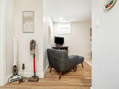 1726 13 Avenue South, Lethbridge, AB - Indoor