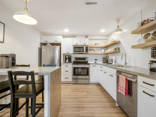 1726 13 Avenue South, Lethbridge, AB - Indoor Photo Showing Kitchen