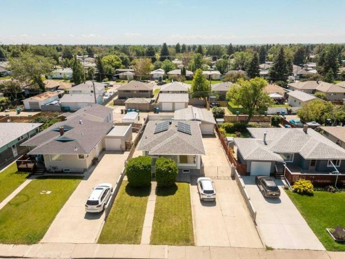 1726 13 Avenue South, Lethbridge, AB - Outdoor With View