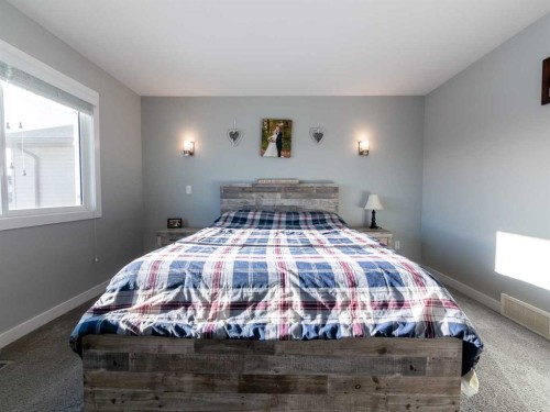 356 Westgate Crescent, Coaldale, AB 