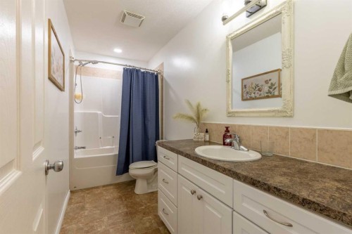 177 E 400 N, Raymond, AB 