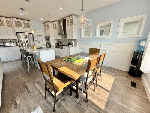 55 Riverhurst Cove West, Lethbridge, AB - Indoor Photo Showing Dining Room