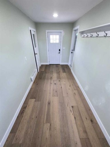 4931 54 Avenue, Taber, AB - Indoor Photo Showing Other Room