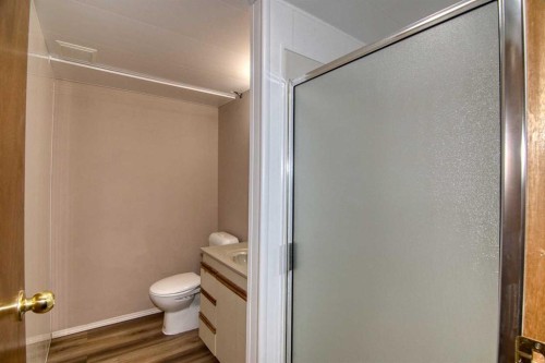 1710 15 Avenue North, Lethbridge, AB 