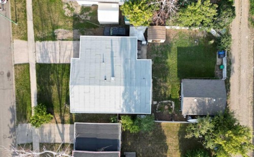 1710 15 Avenue North, Lethbridge, AB 