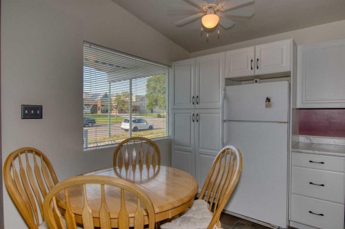 1710 15 Avenue North, Lethbridge, AB 