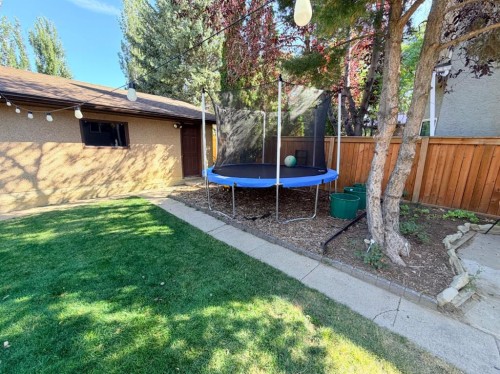 11 Lakhota Crescent West, Lethbridge, AB - Outdoor