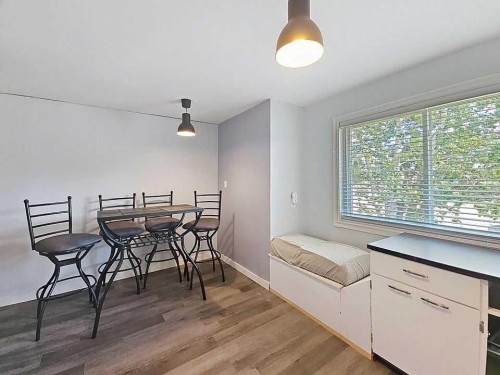 504 5 Street, Warner, AB - Indoor