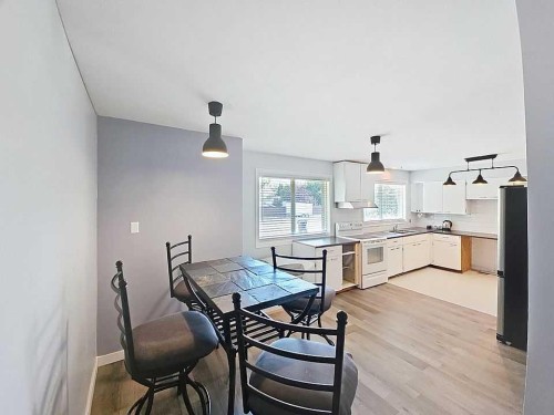 504 5 Street, Warner, AB - Indoor Photo Showing Dining Room