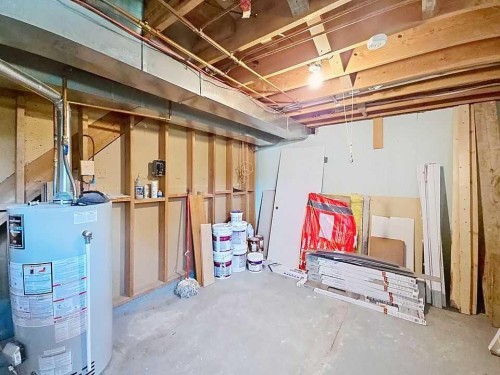 504 5 Street, Warner, AB - Indoor Photo Showing Basement