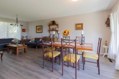 1721 20 Street South, Lethbridge, AB 