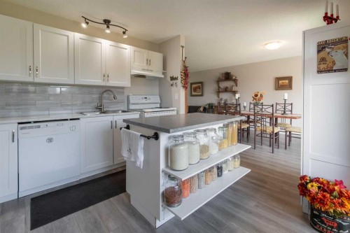1721 20 Street South, Lethbridge, AB 