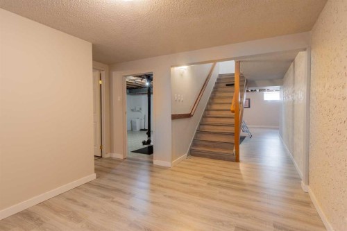1721 20 Street South, Lethbridge, AB 
