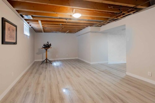 1721 20 Street South, Lethbridge, AB 