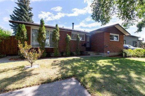 1721 20 Street South, Lethbridge, AB 