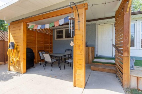 1721 20 Street South, Lethbridge, AB 