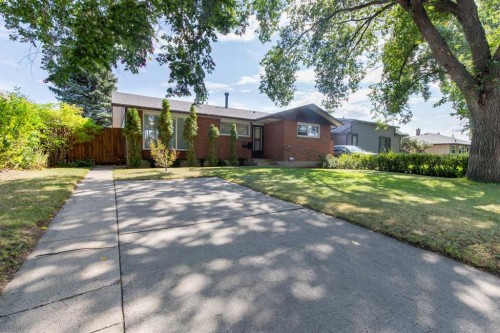 1721 20 Street South, Lethbridge, AB 