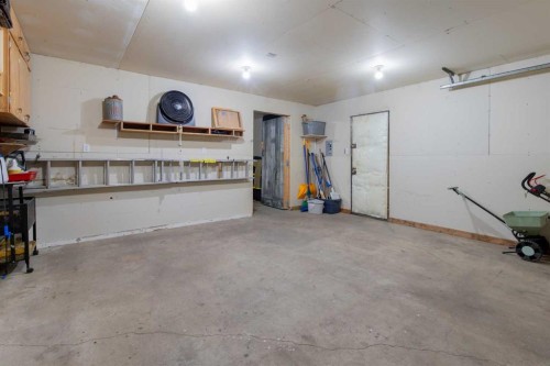 1721 20 Street South, Lethbridge, AB 