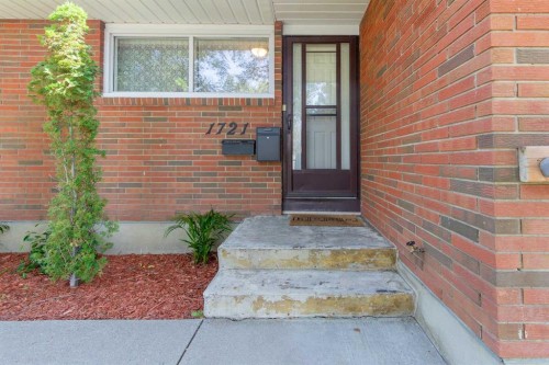 1721 20 Street South, Lethbridge, AB 