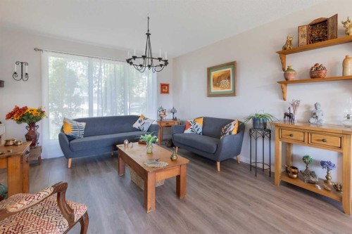 1721 20 Street South, Lethbridge, AB 