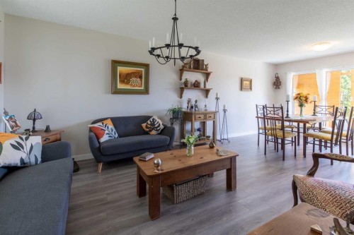 1721 20 Street South, Lethbridge, AB 