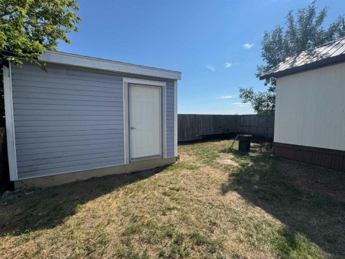 15-2715 Westside Drive West, Lethbridge, AB 
