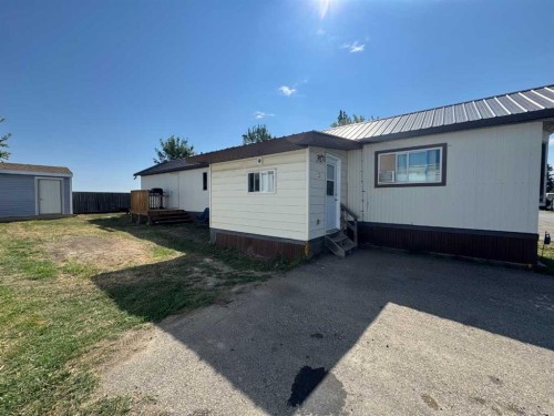 15-2715 Westside Drive West, Lethbridge, AB 