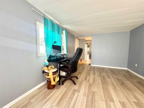 15-2715 Westside Drive West, Lethbridge, AB 